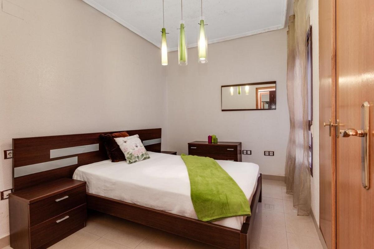 Nice Apartment With Terrace On The Los Locos Beach Torrevieja Eksteriør billede